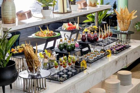 Indulge in Delicious Dining at the Queen Elizabeth 2 Hotel