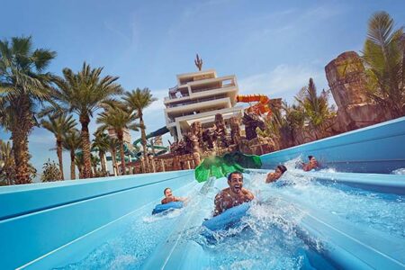 DOUBLE THE FUN AT AQUAVENTURE WORLD WITH A FREE SECOND DAY AND NON-STOP FAMILY ENTERTAINMENT