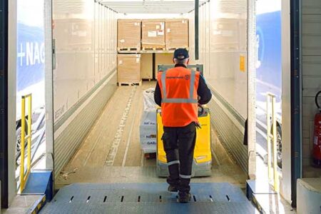 Kuehne+Nagel introduces new direct line hauls between Türkiye and Europe within its groupage network