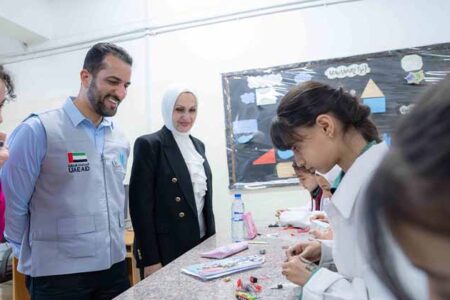 Sultan bin Ahmed tours Palestinian refugee camp in Jordan