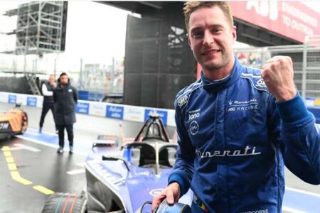 VANDOORNE WINS RAIN-HIT ROUND 8 TOKYO E-PRIX AS NEOM McLAREN AND NISSAN DRIVERS SHARE THE PODIUM